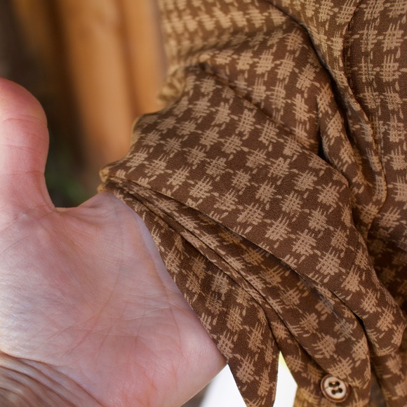 Vintage Jones New York 100% Silk Abstract Print Brown Button Down Blouse - Picture 8 of 14